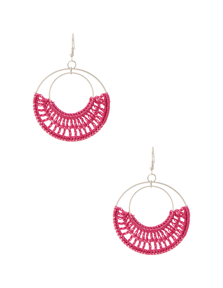 Aretes largos redondos Map con acabado texturizado