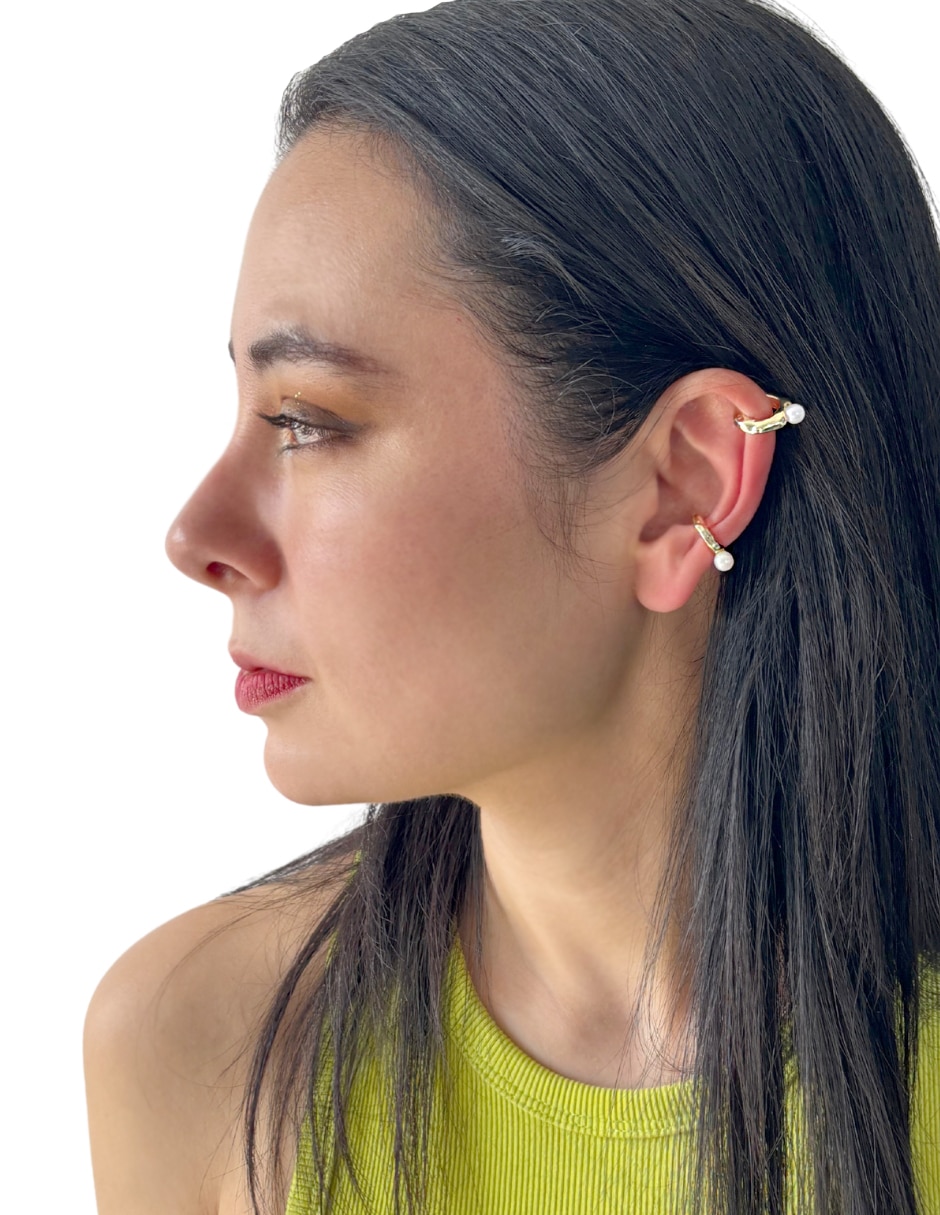 Aretes ear cuff con acabado pulido