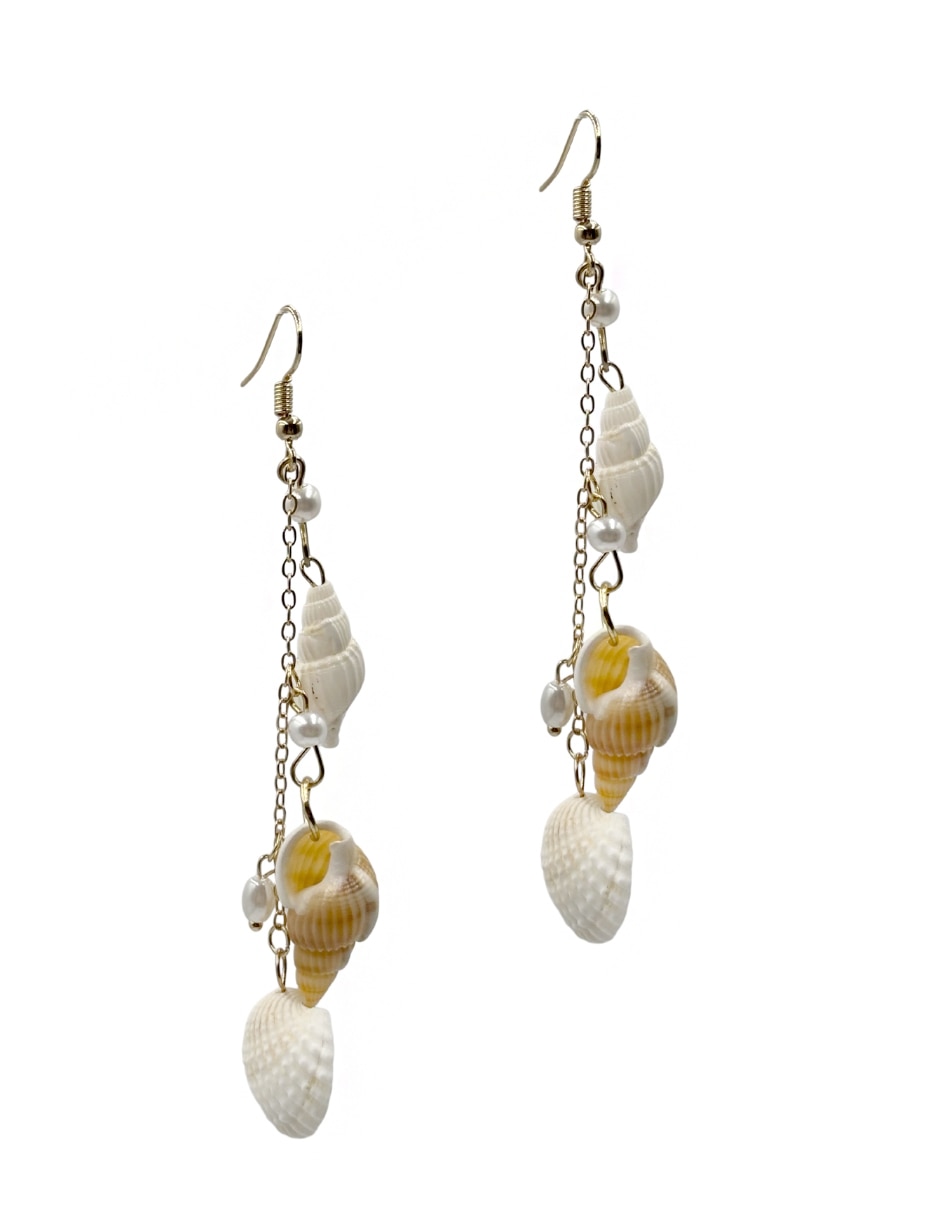 Aretes de concha con acabado texturizado 3