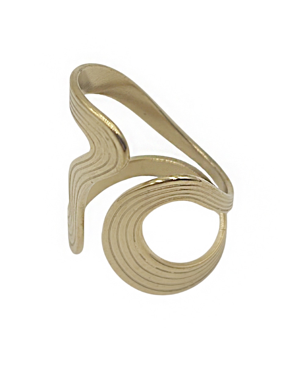 Anillo acabado liso