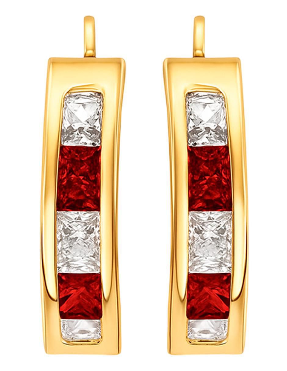Arracadas de reno de oro 14 K con acabado brillante zirconia Arracadas de reno de oro 14 K con acabado brillante zirconia