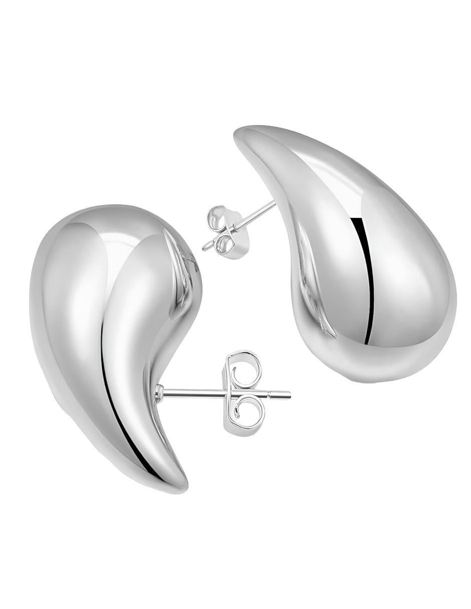 Aretes de gota con acabado pulido Aretes de gota con acabado pulido