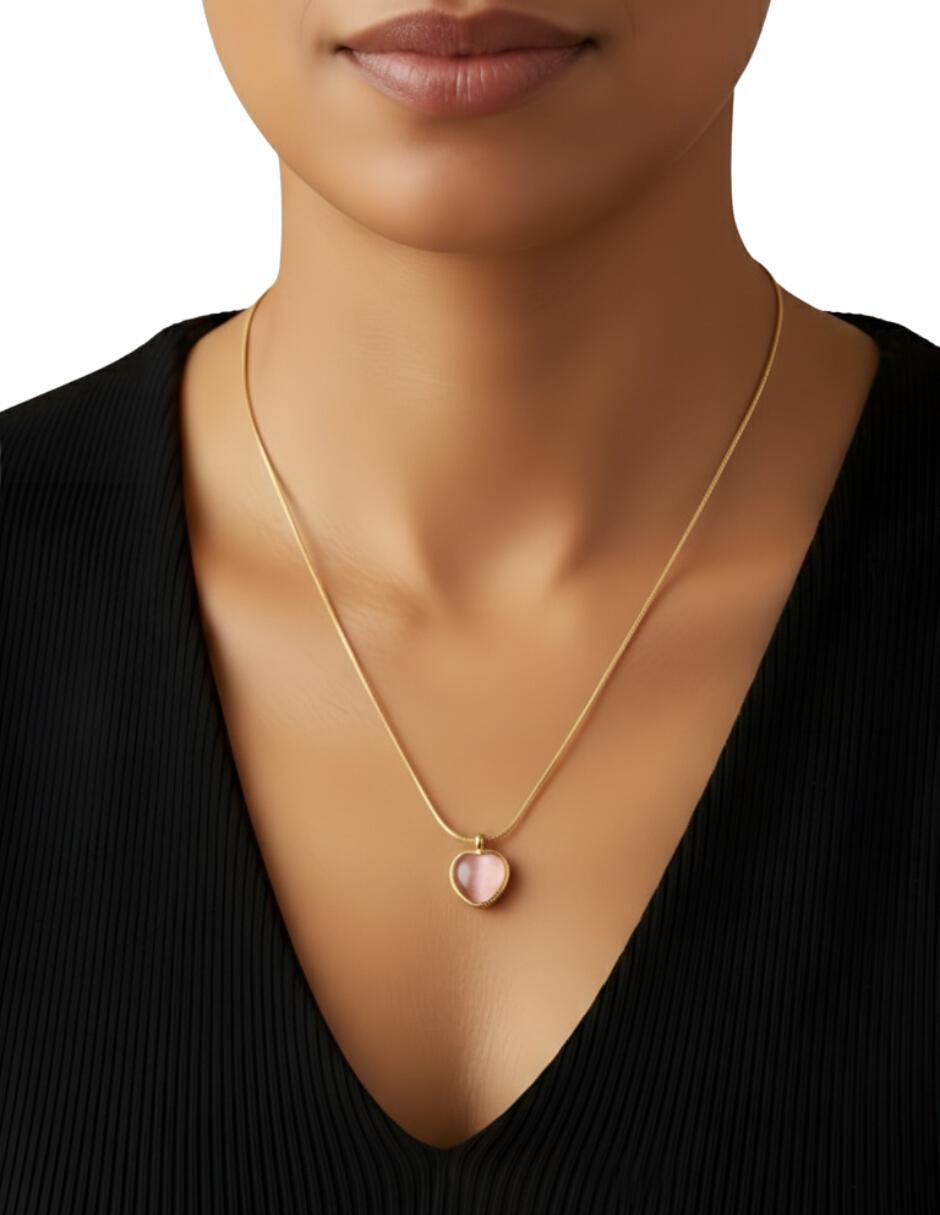 Collar con dije corazón 4