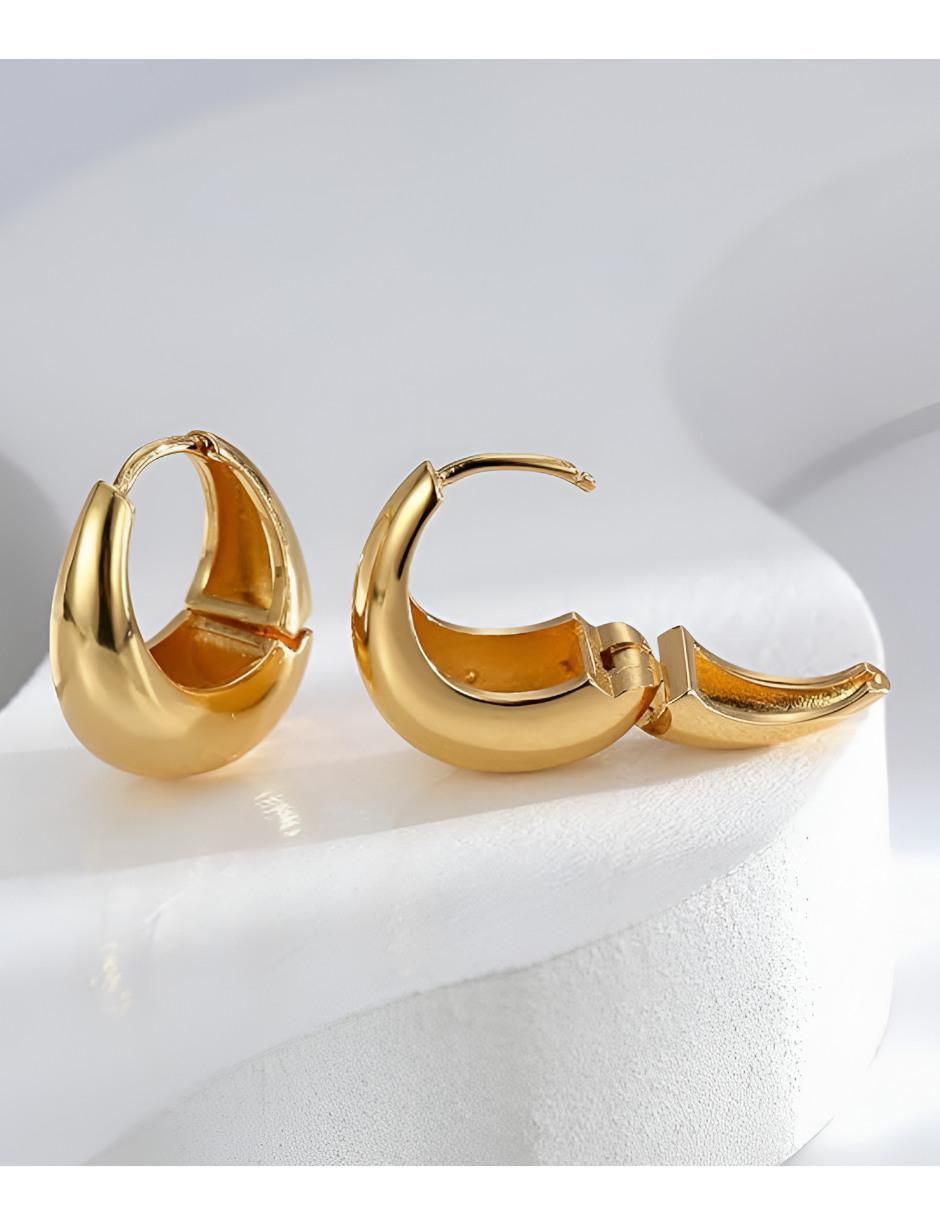 Aretes redondos con acabado chapa de oro 4