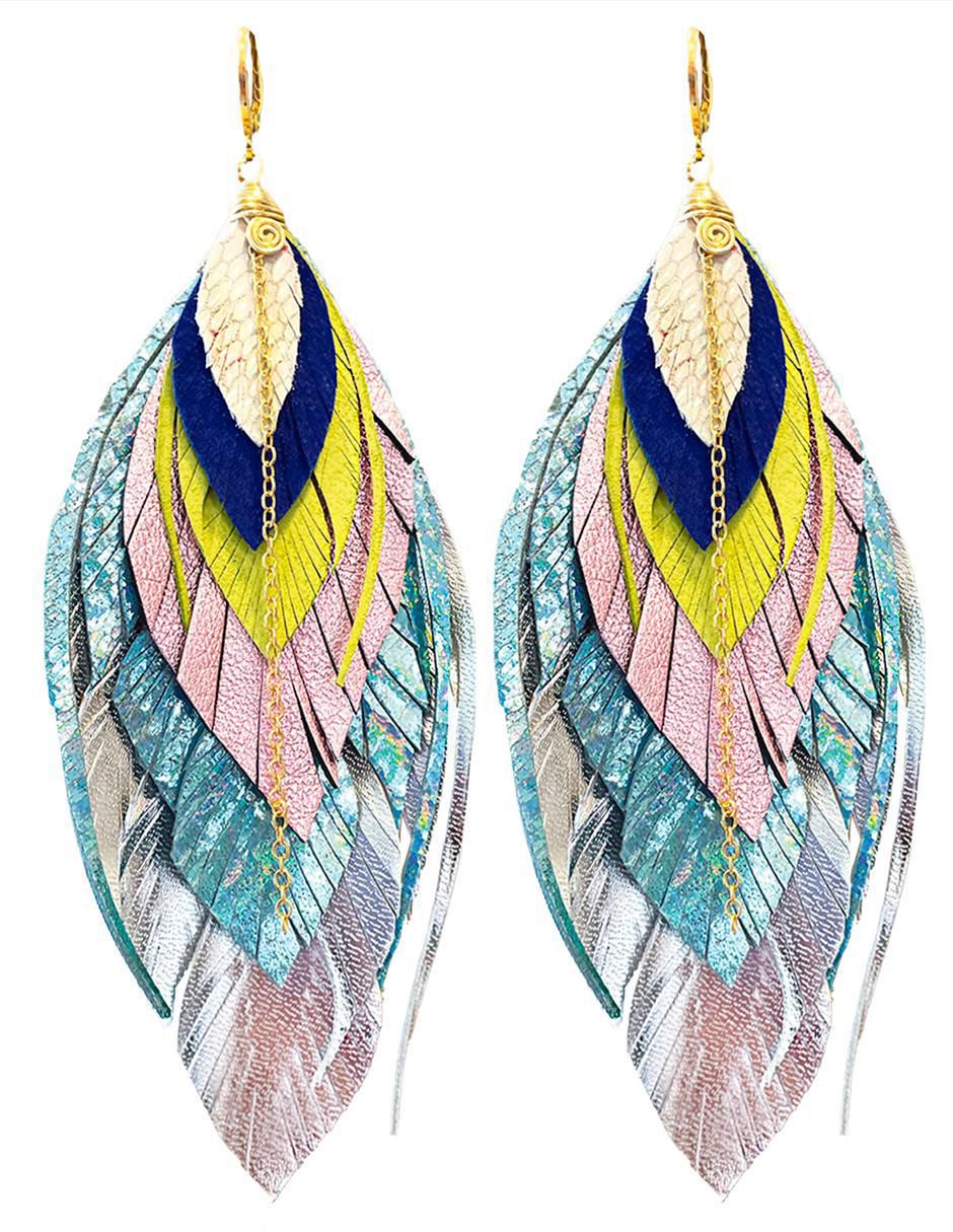 Aretes de piel 18 K con acabado baño de oro
