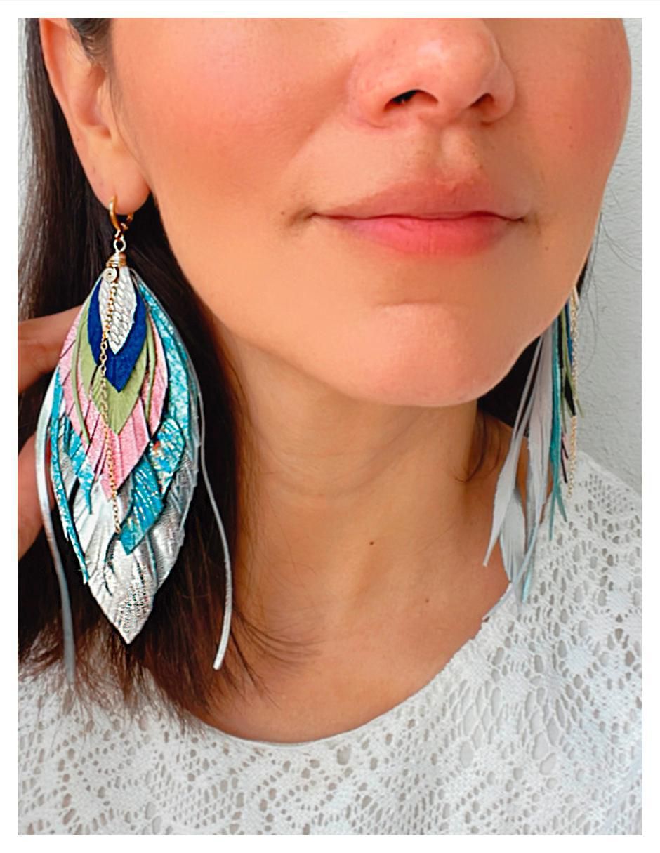 Aretes de piel 18 K con acabado baño de oro 6