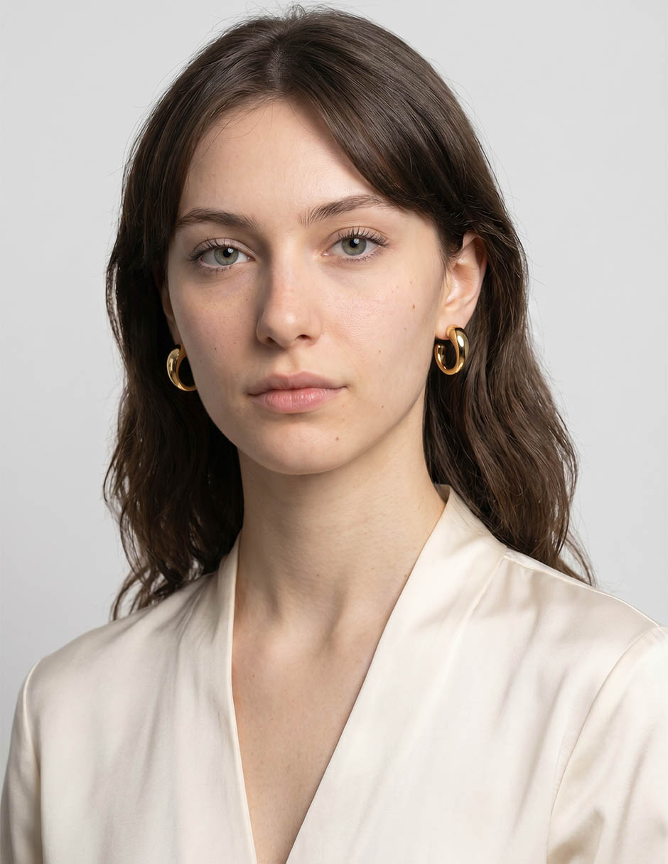 Aretes de aro con acabado brillante Aretes de aro con acabado brillante