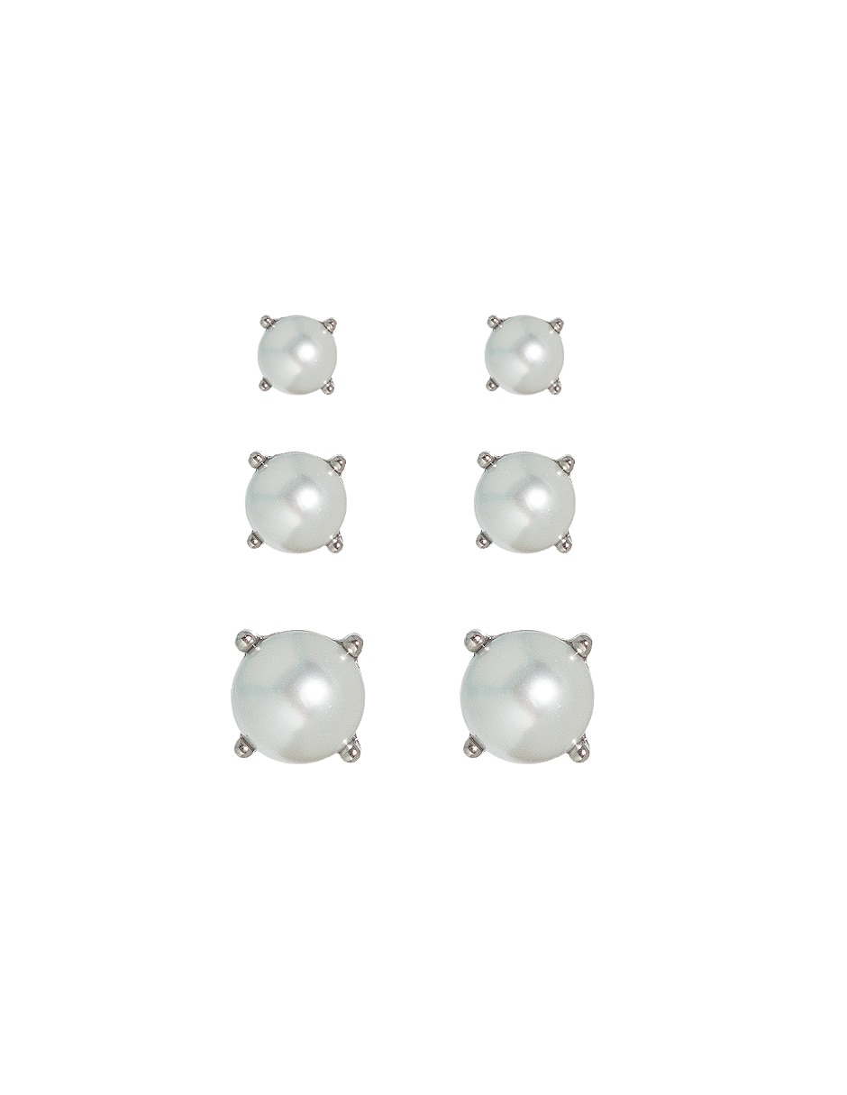 Set de aretes con acabado pulido Set de aretes con acabado pulido