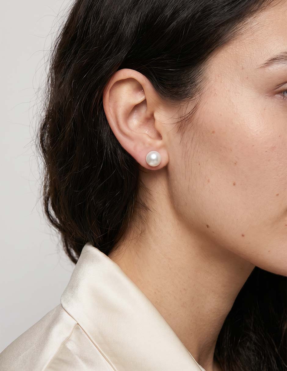 Set de aretes con acabado brillante