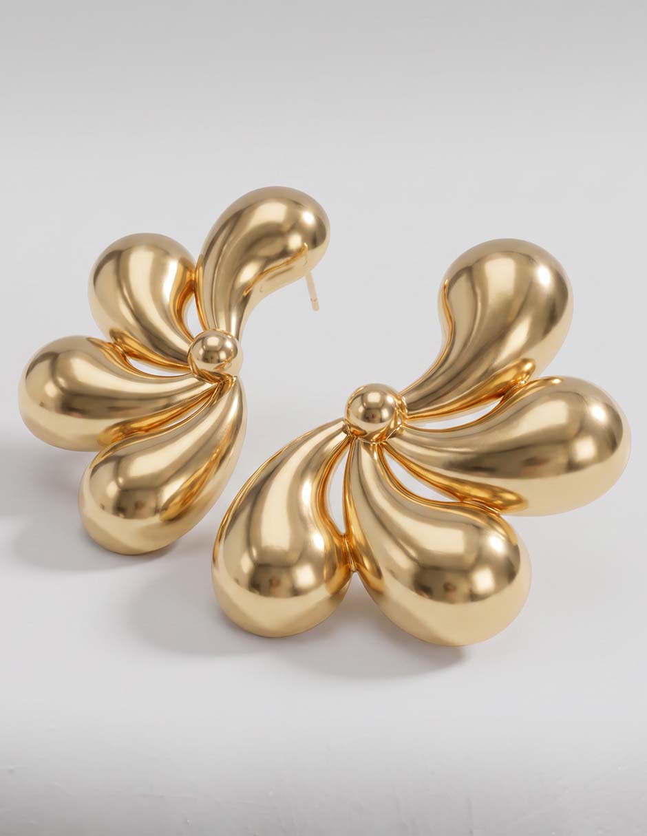 Aretes largos de flor con acabado brillante 2