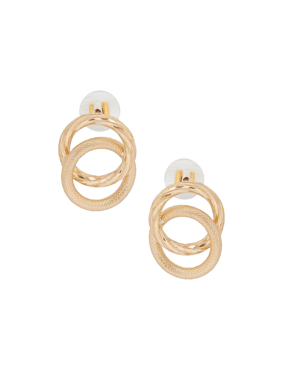 Aretes circulares con acabado brillante