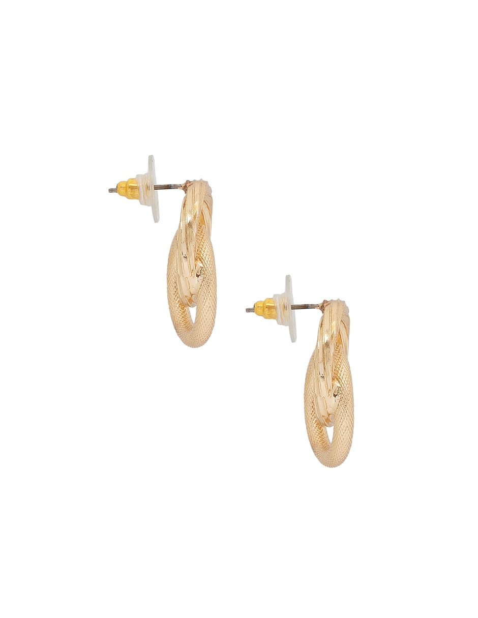 Aretes circulares con acabado brillante 3
