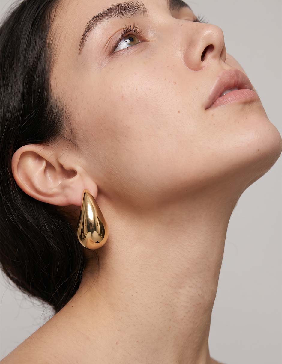 Aretes largos de gota con acabado pulido 3