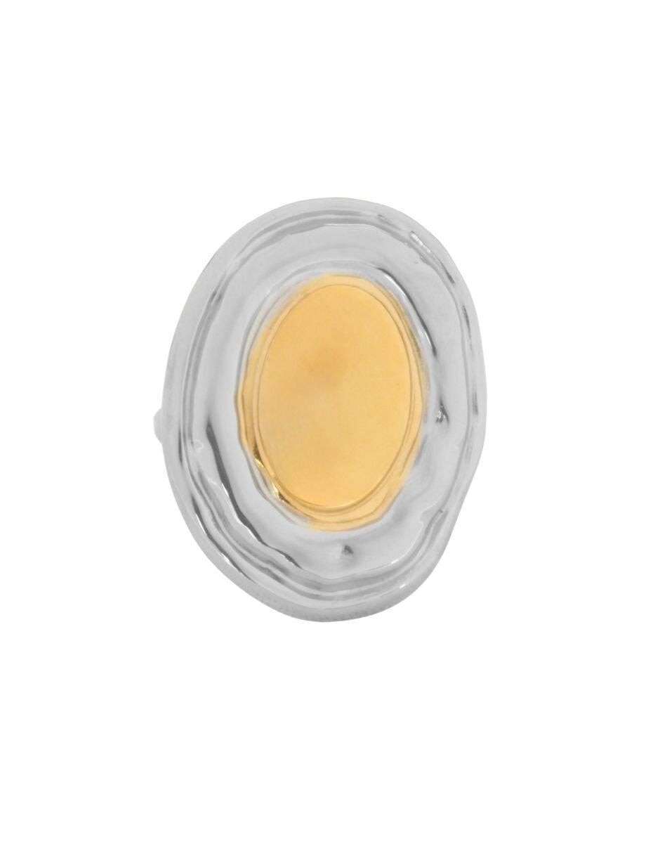 Anillo de oval brillante