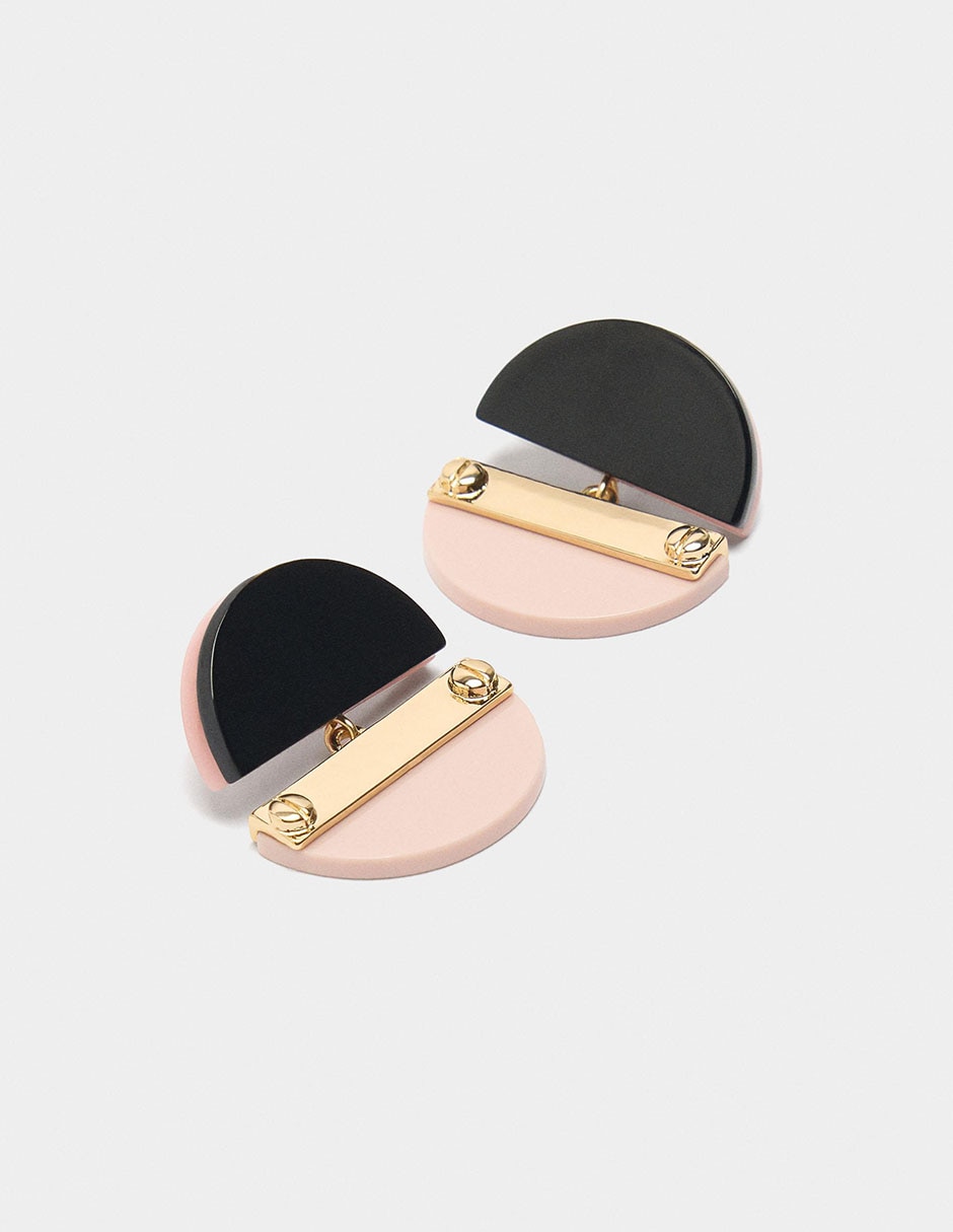 Aretes cortos