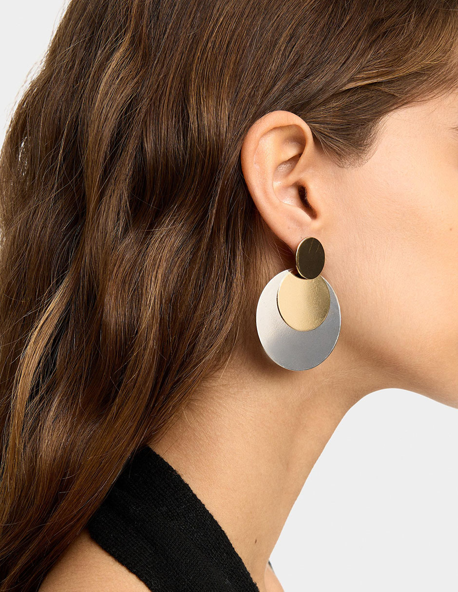 Aretes largos Parfois con acabado brillante