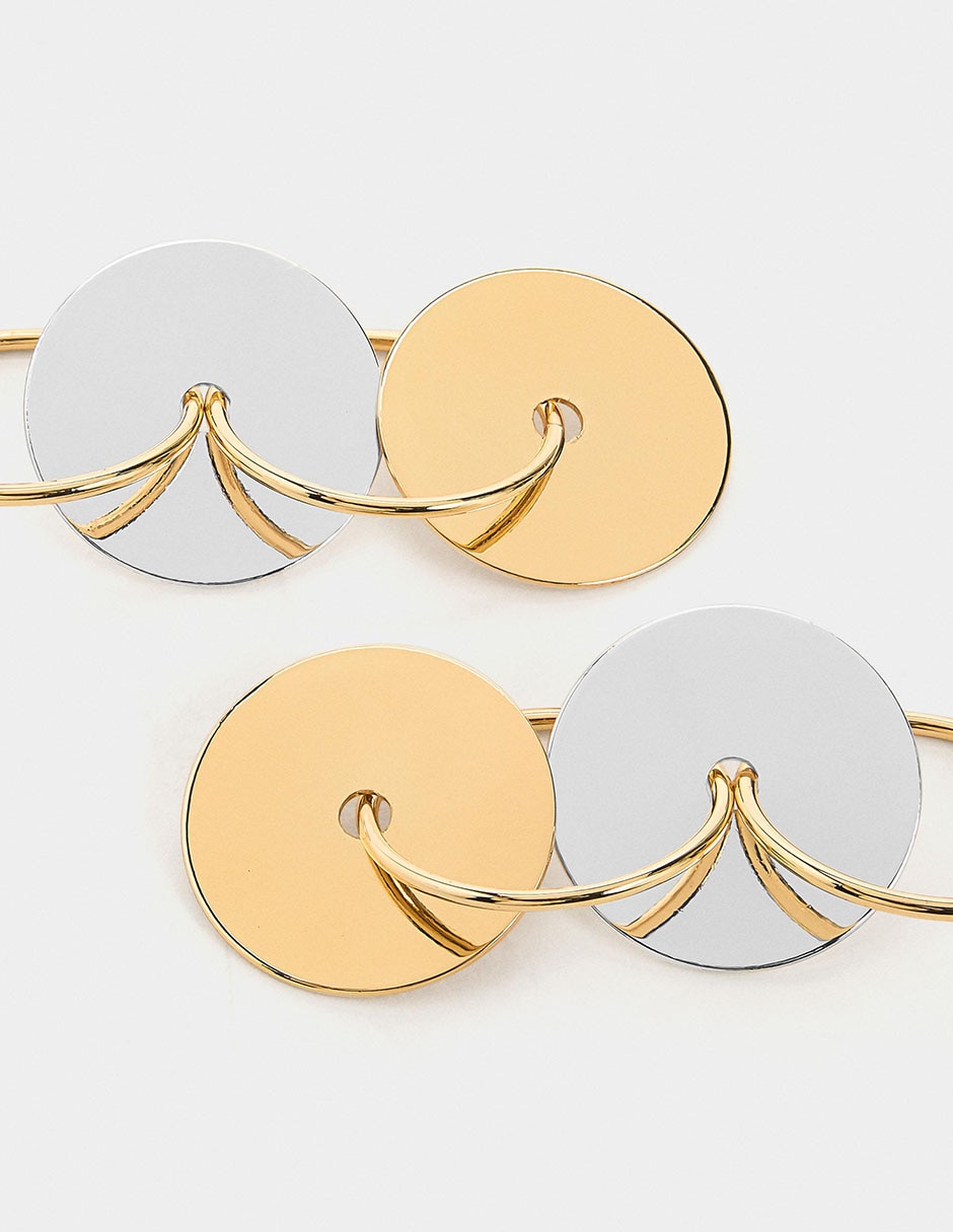 Aretes largos con acabado brillante 3