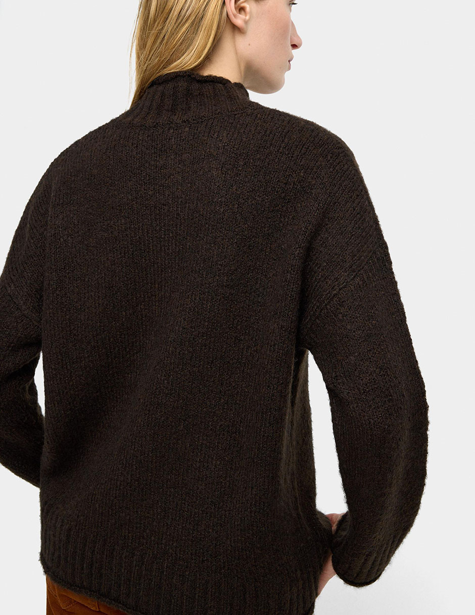 Suéter cuello alto para mujer