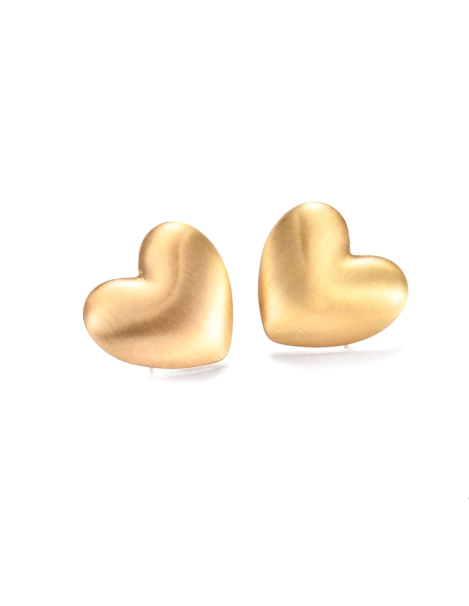 Aretes cortos de corazón 3