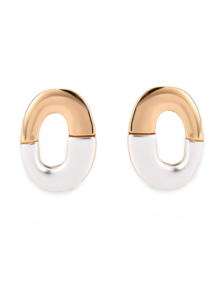 Aretes ovalados con acabado brillante Aretes ovalados con acabado brillante