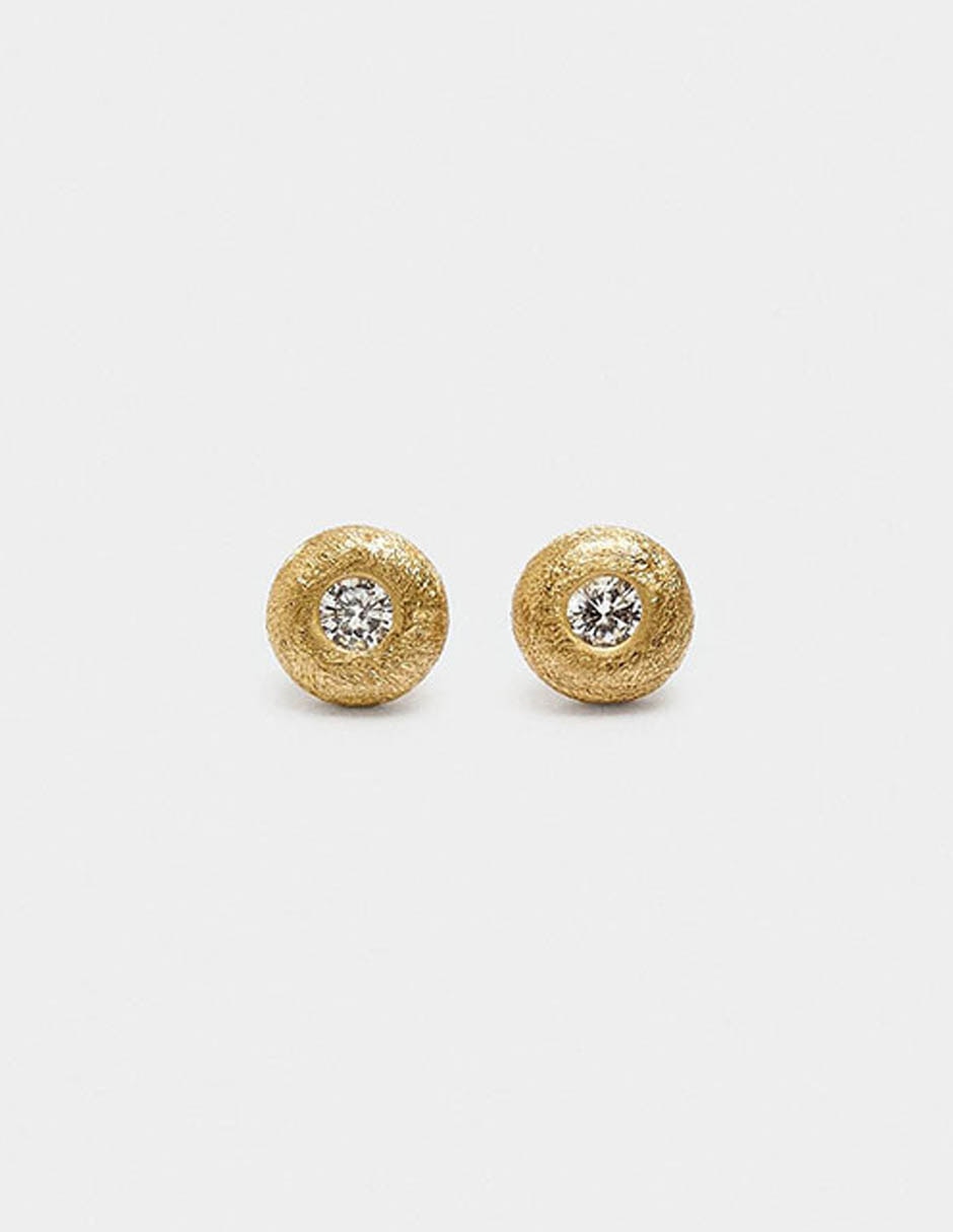 Aretes de globo Golden Delicates con acabado liso Aretes de globo Golden Delicates con acabado liso