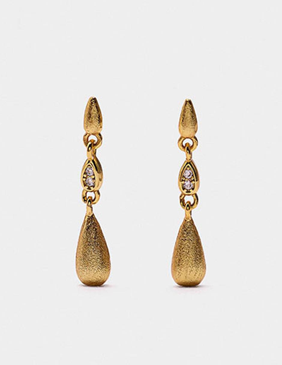 Aretes Golden Delicates con acabado liso Aretes Golden Delicates con acabado liso