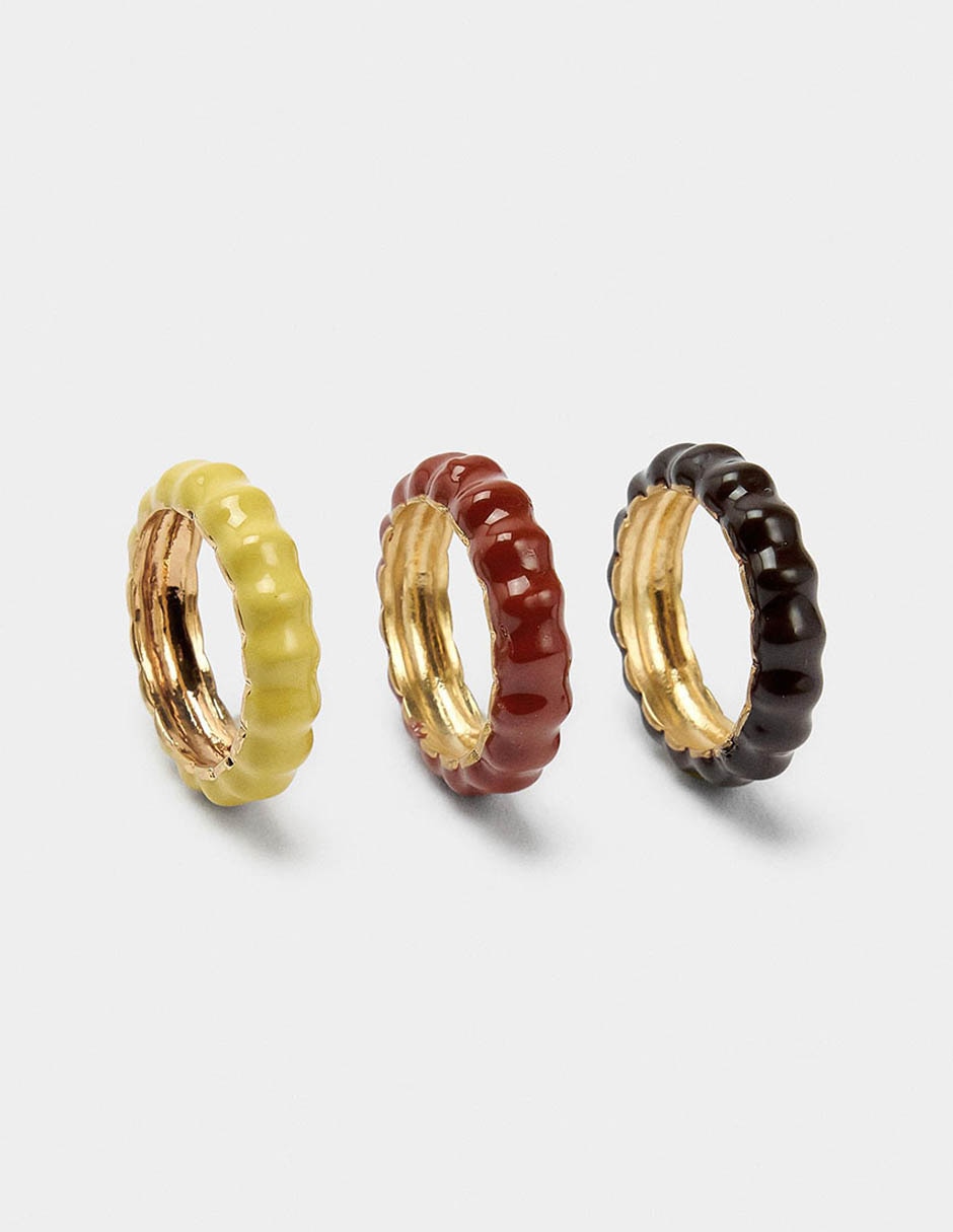 Anillo circular brillante