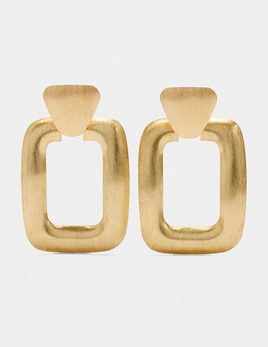 Aretes largos rectangulares Trend Extra con acabado cepillado Aretes largos rectangulares Trend Extra con acabado cepillado