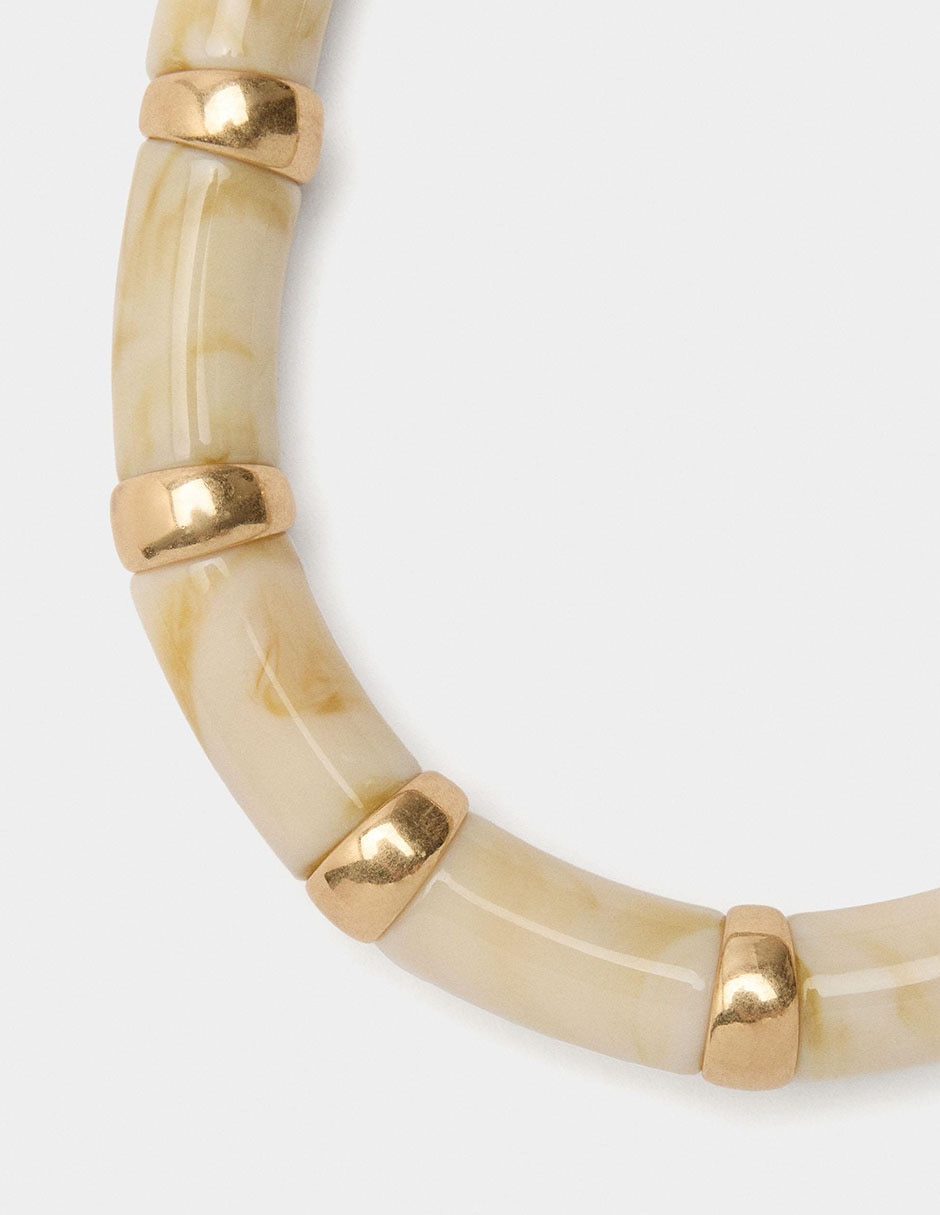 Collar