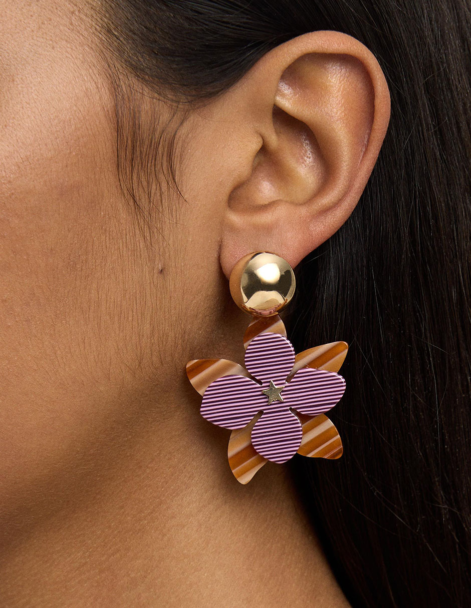 Aretes Wine & Dine con acabado brillante 2
