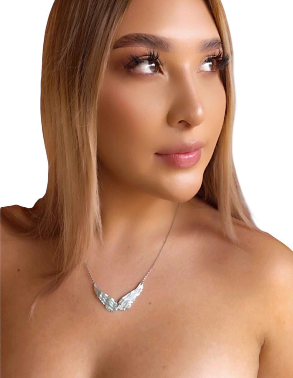 Aretes y collar de ángel mirlo blanco