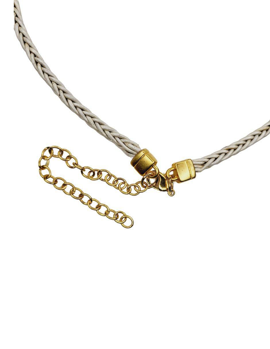 Collar de toro de piel