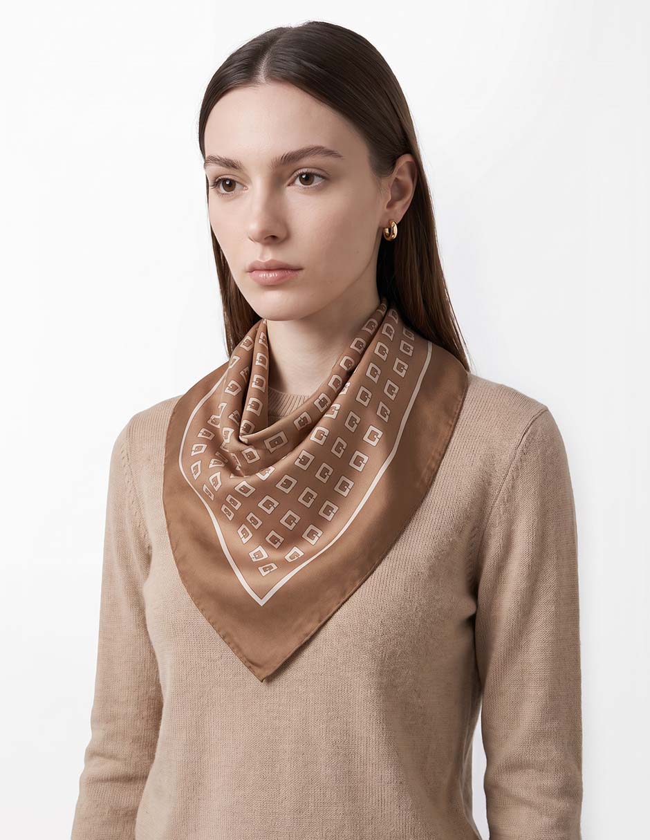 Mascada con estampado geométrico para mujer Mascada con estampado geométrico para mujer