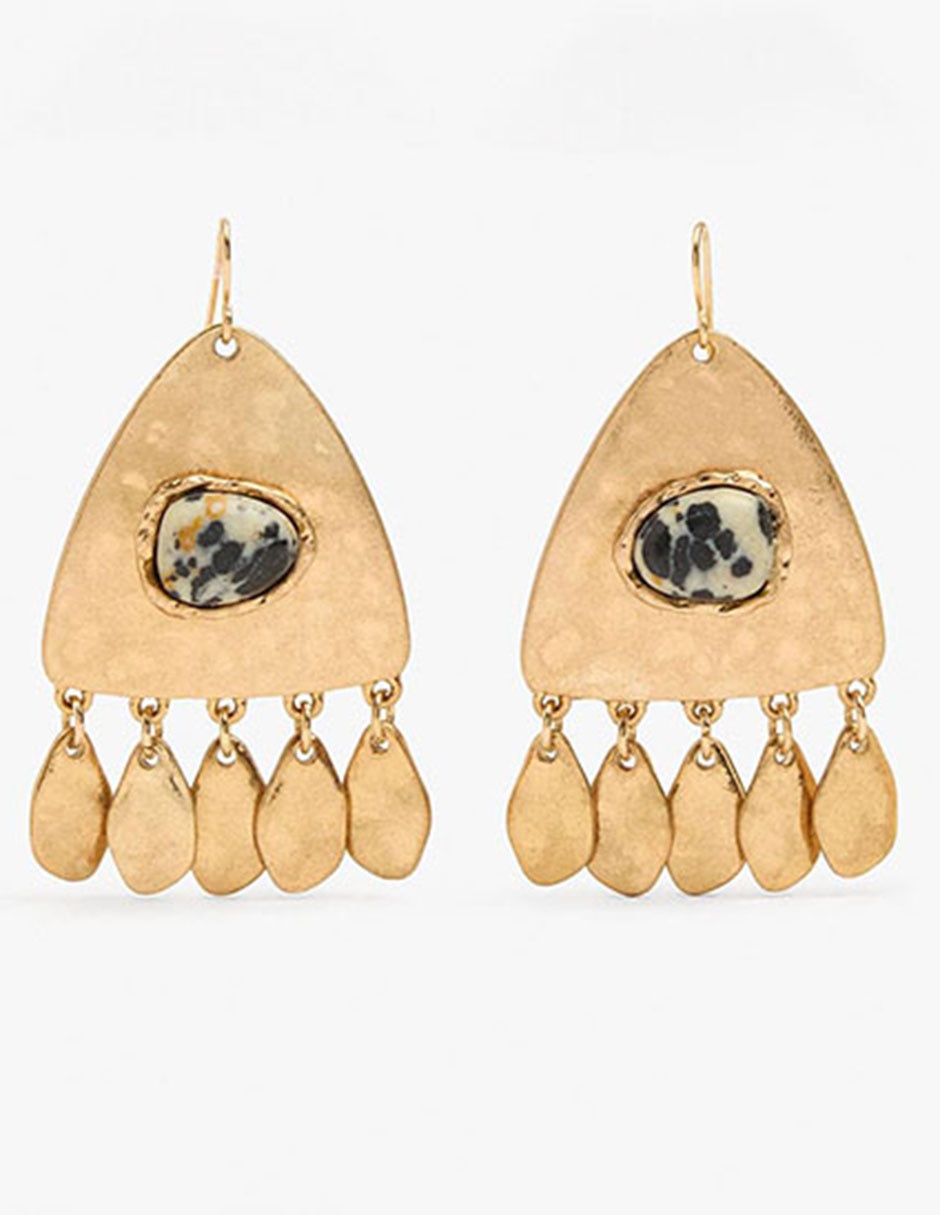Aretes largos con acabado brillante