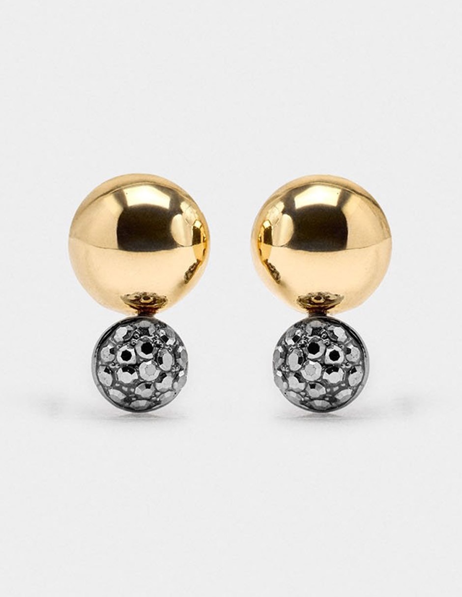 Aretes redondos con acabado pavé Aretes redondos con acabado pavé