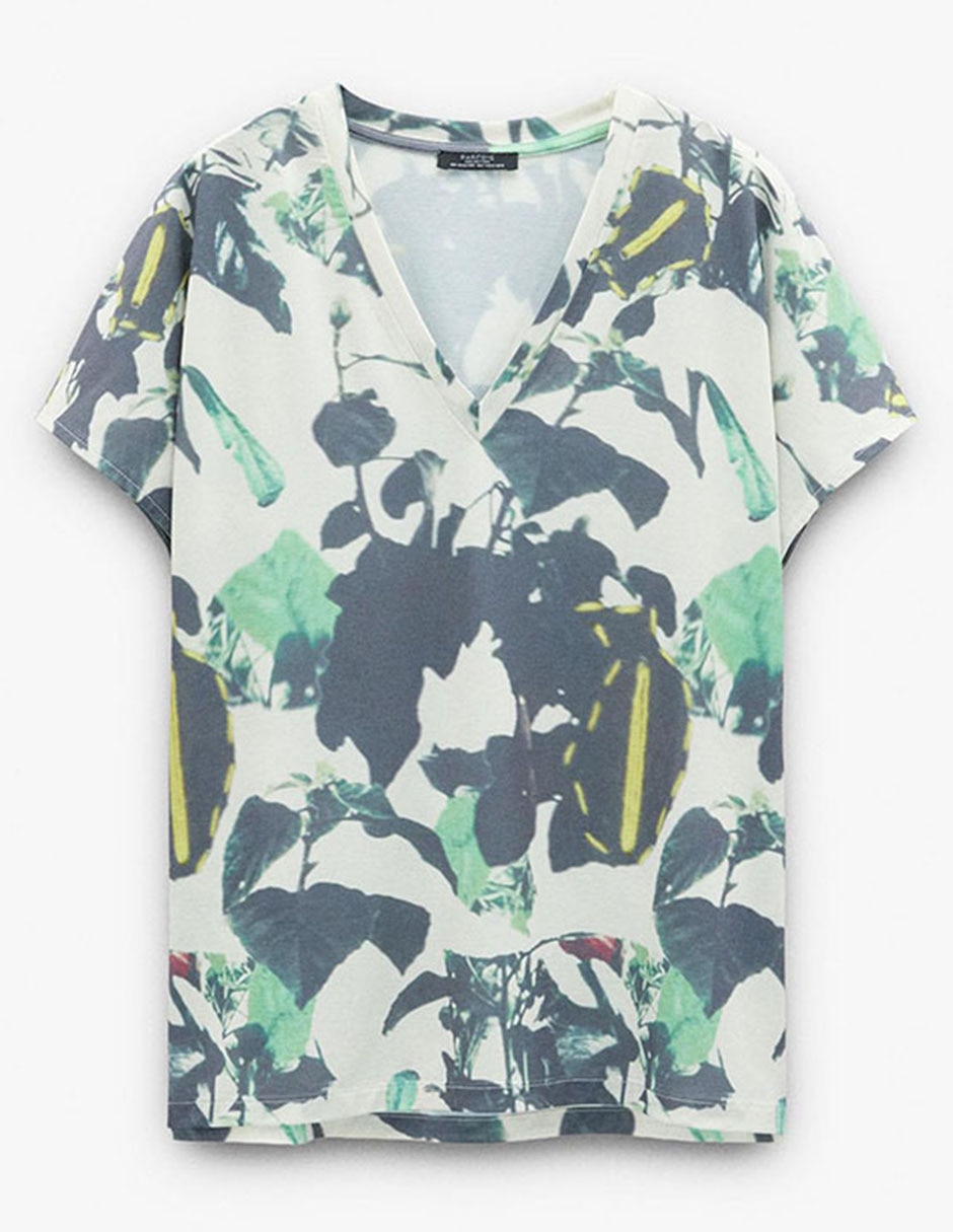 Playera manga corta cuello v para mujer 5