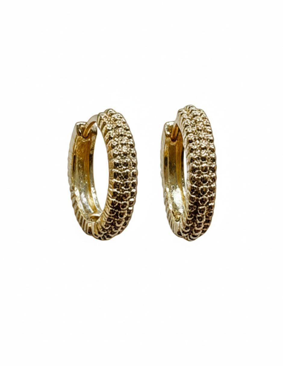 Set de aretes de oro laminado 10 K con acabado brillante 4