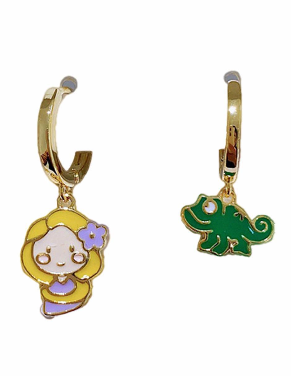 Set de aretes de flor Rapunzel de oro laminado 10 K con acabado brillante 3