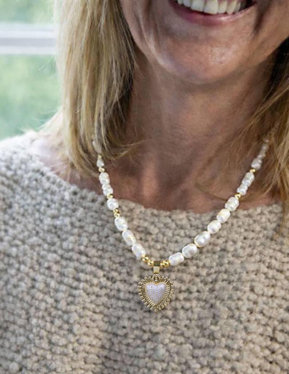 Collar con dije de corazón Aura 4