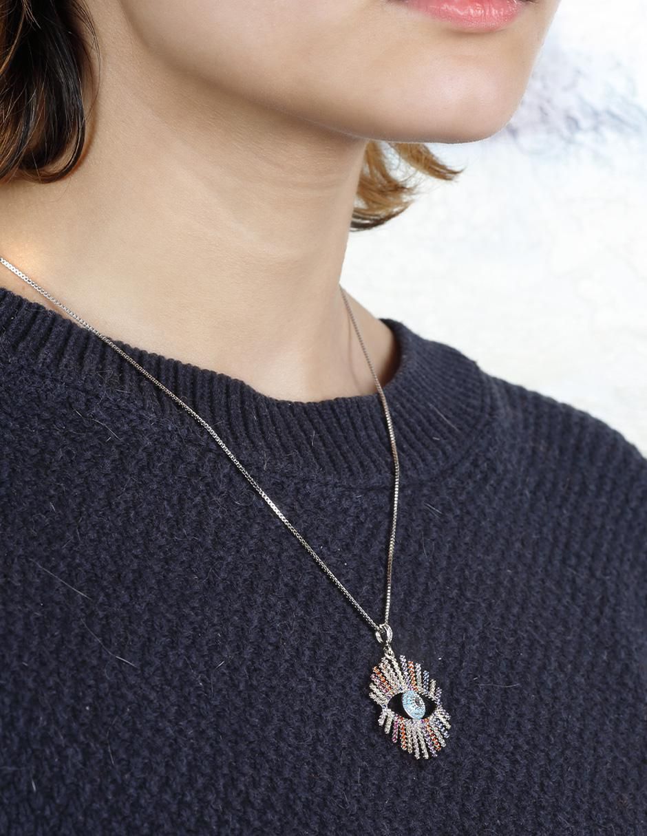 Collar con dije ojo Vigia 5
