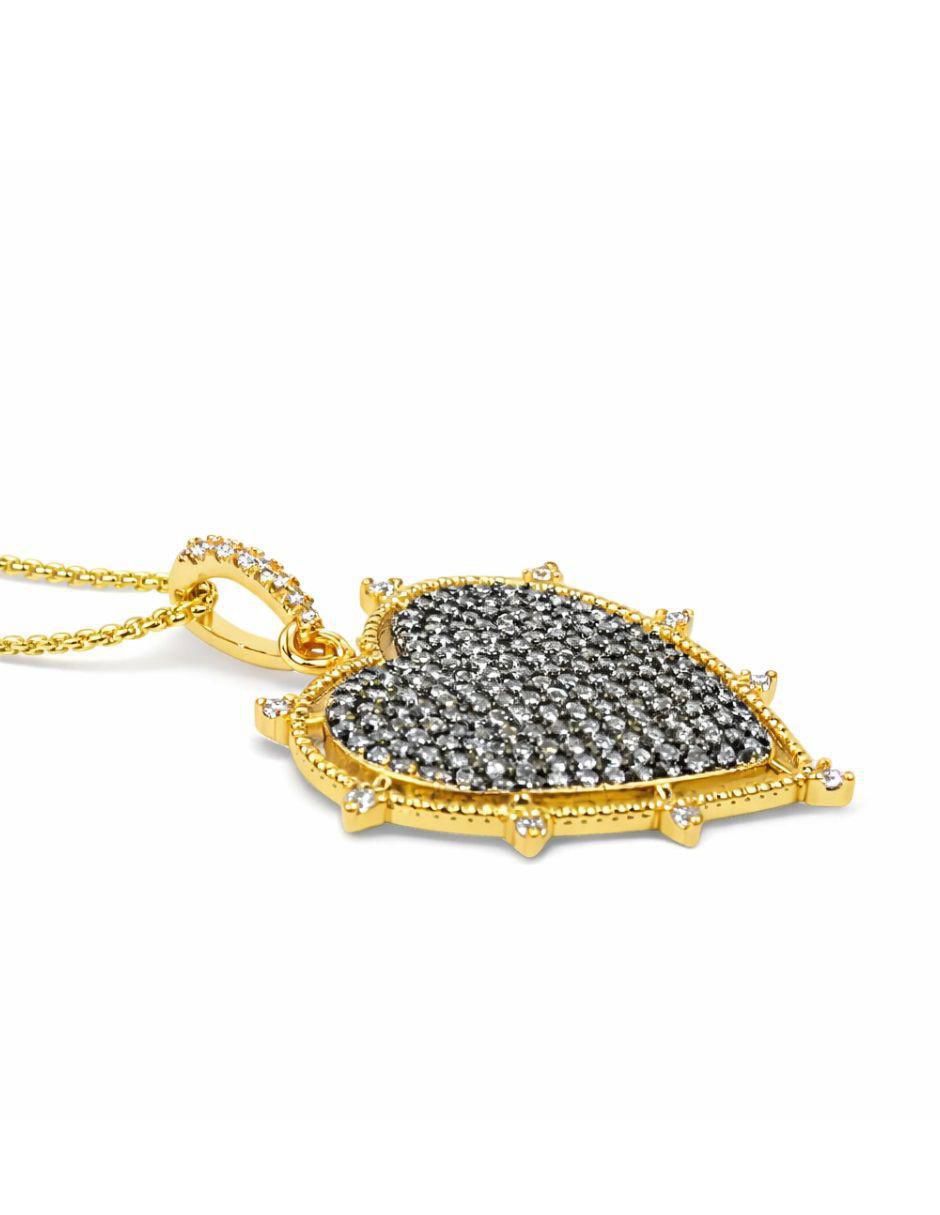 Collar con dije de corazón 2