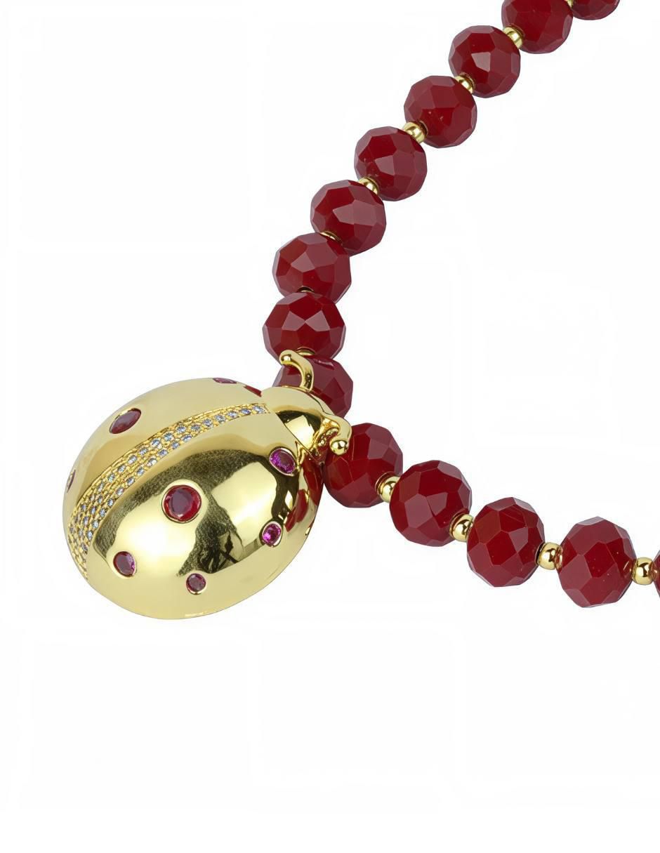 Collar con dije de catarina 2