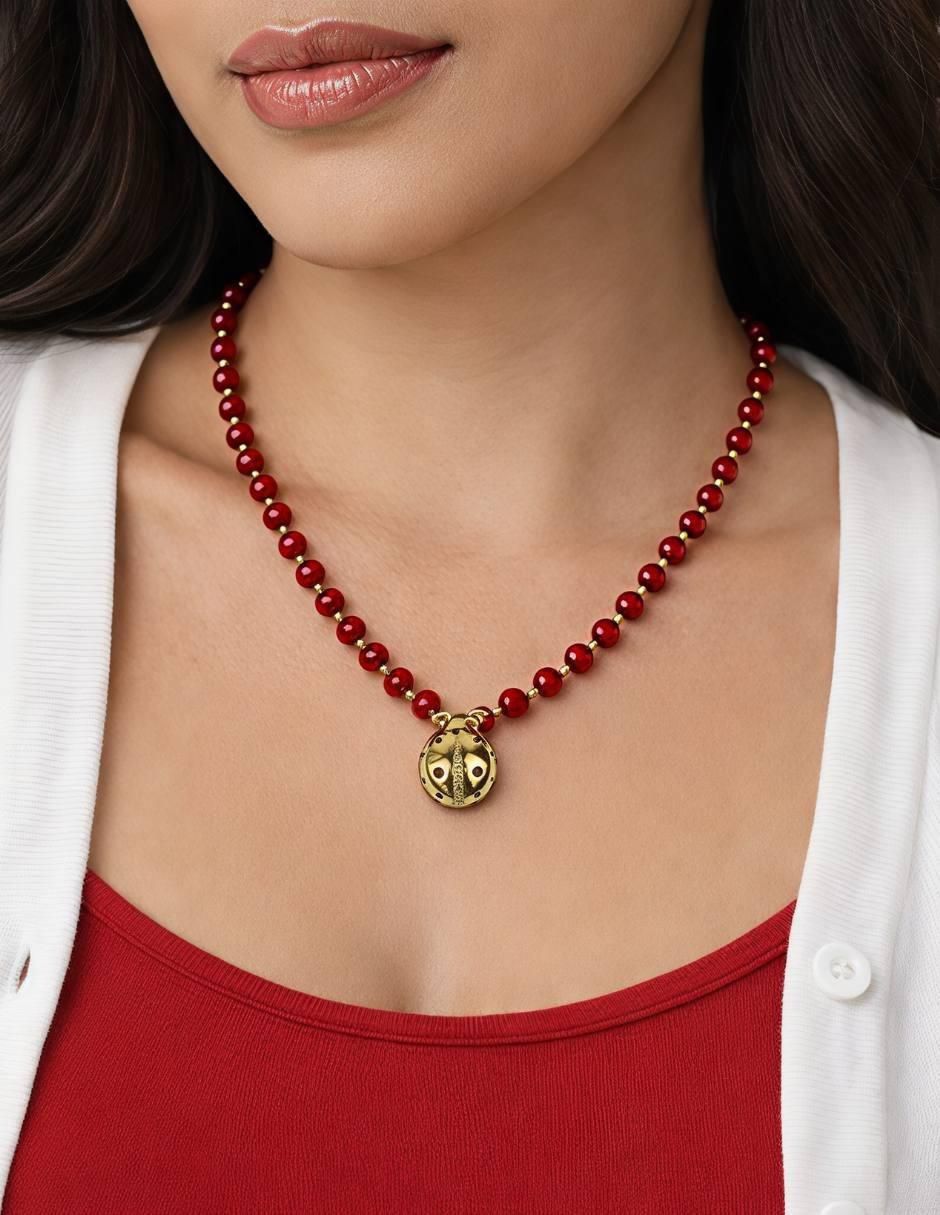 Collar con dije de catarina 7