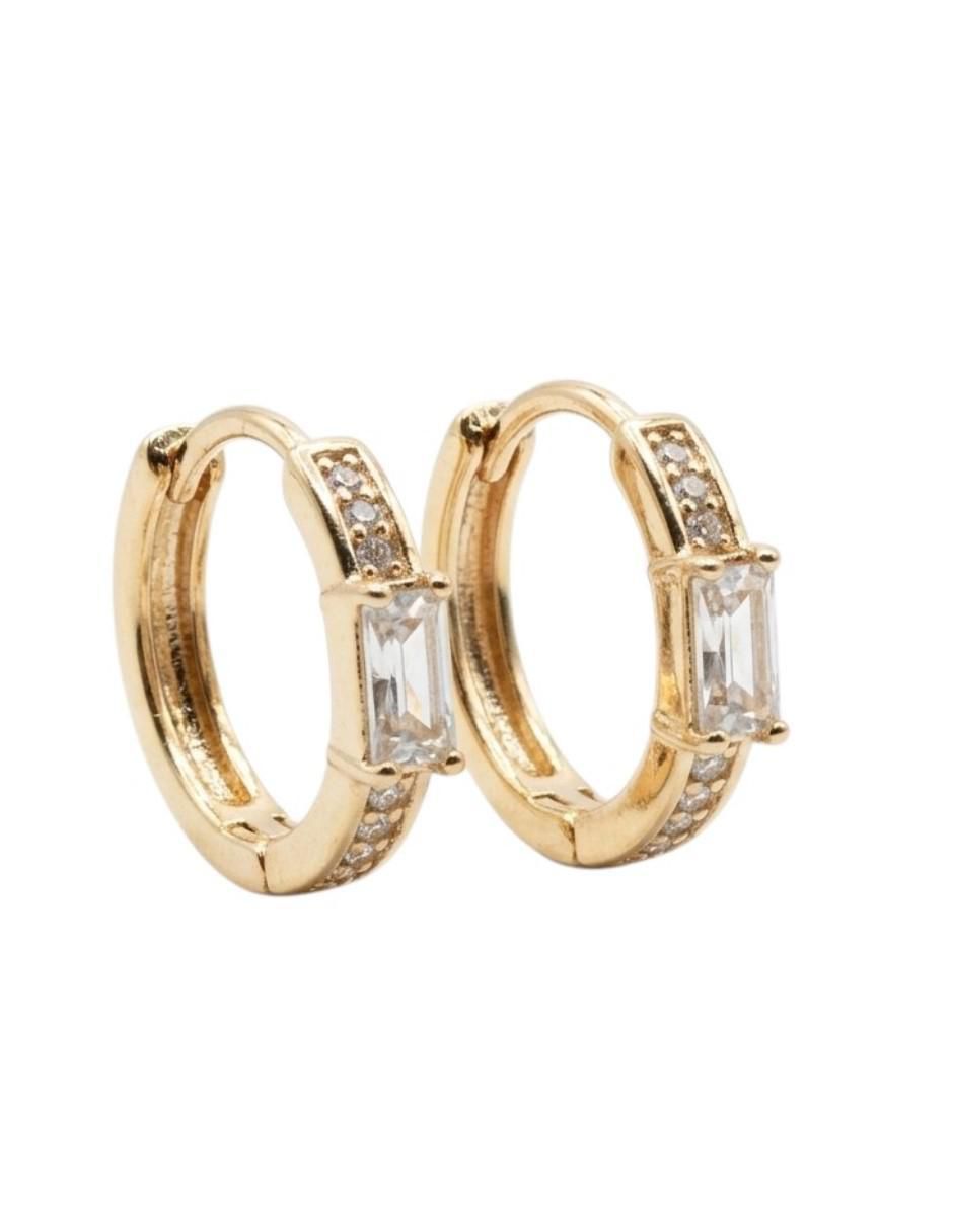 Huggies de hebilla de oro laminado 14 k con acabado chapa de oro zirconia cúbica