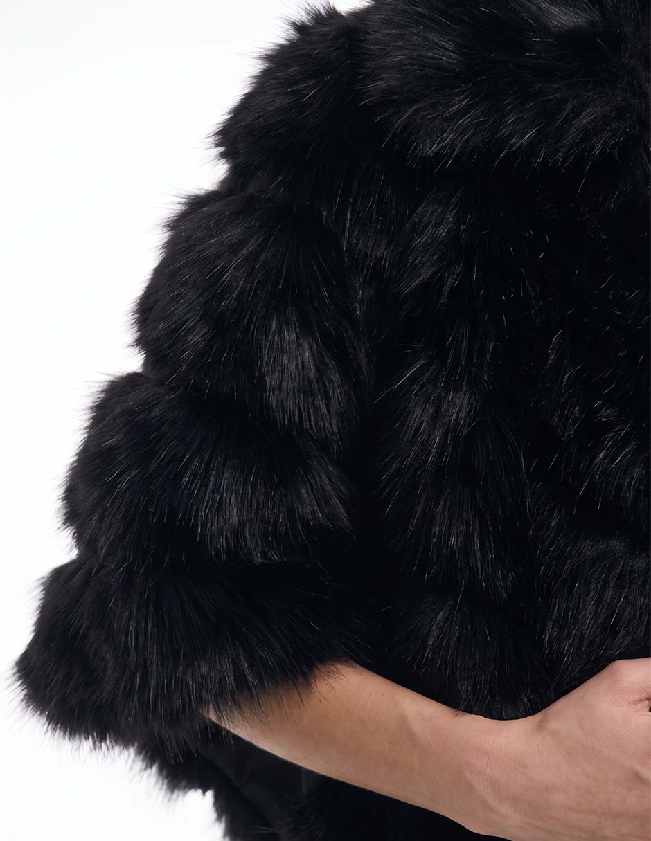 Capa para mujer 4