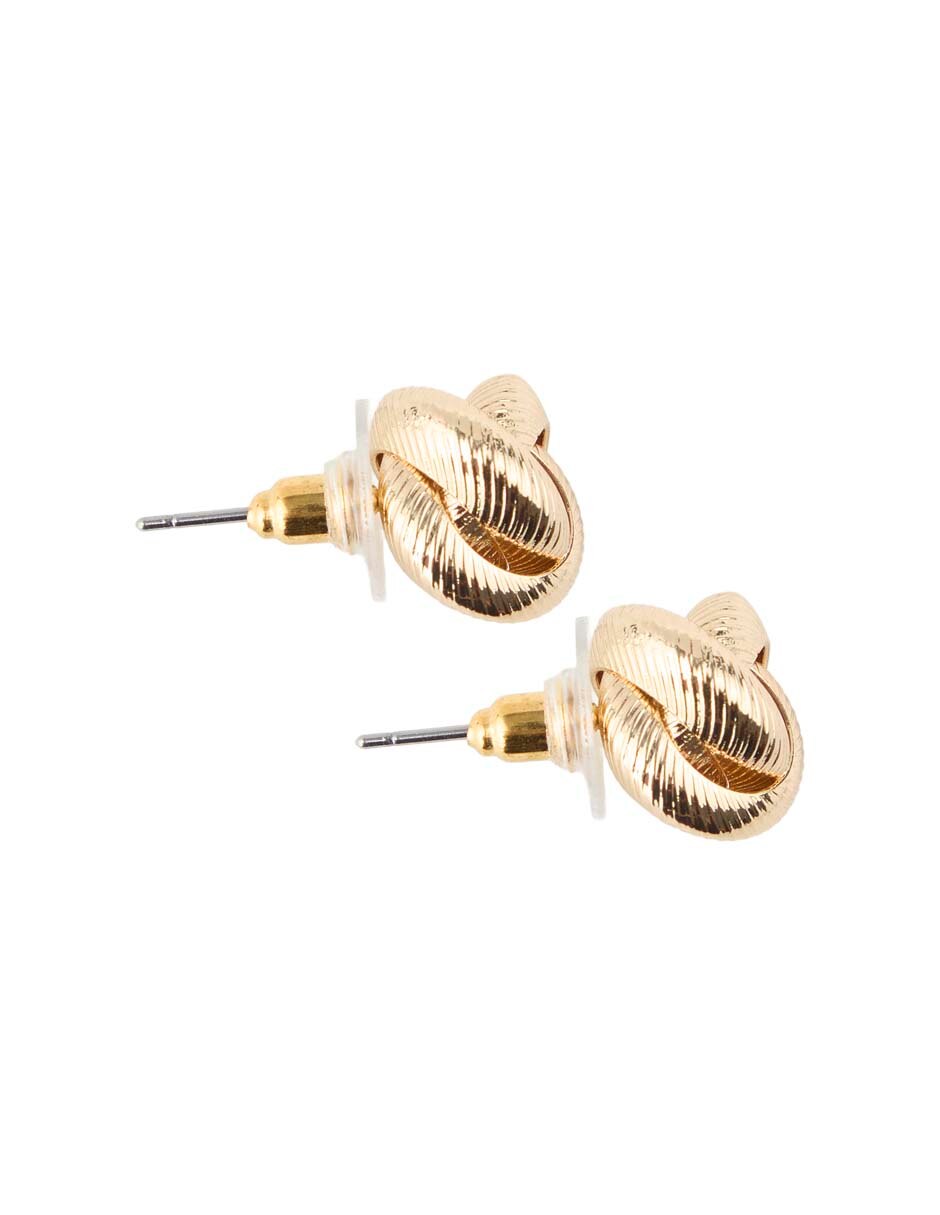 Set de aretes cortos de acero inoxidable con acabado brillante 3
