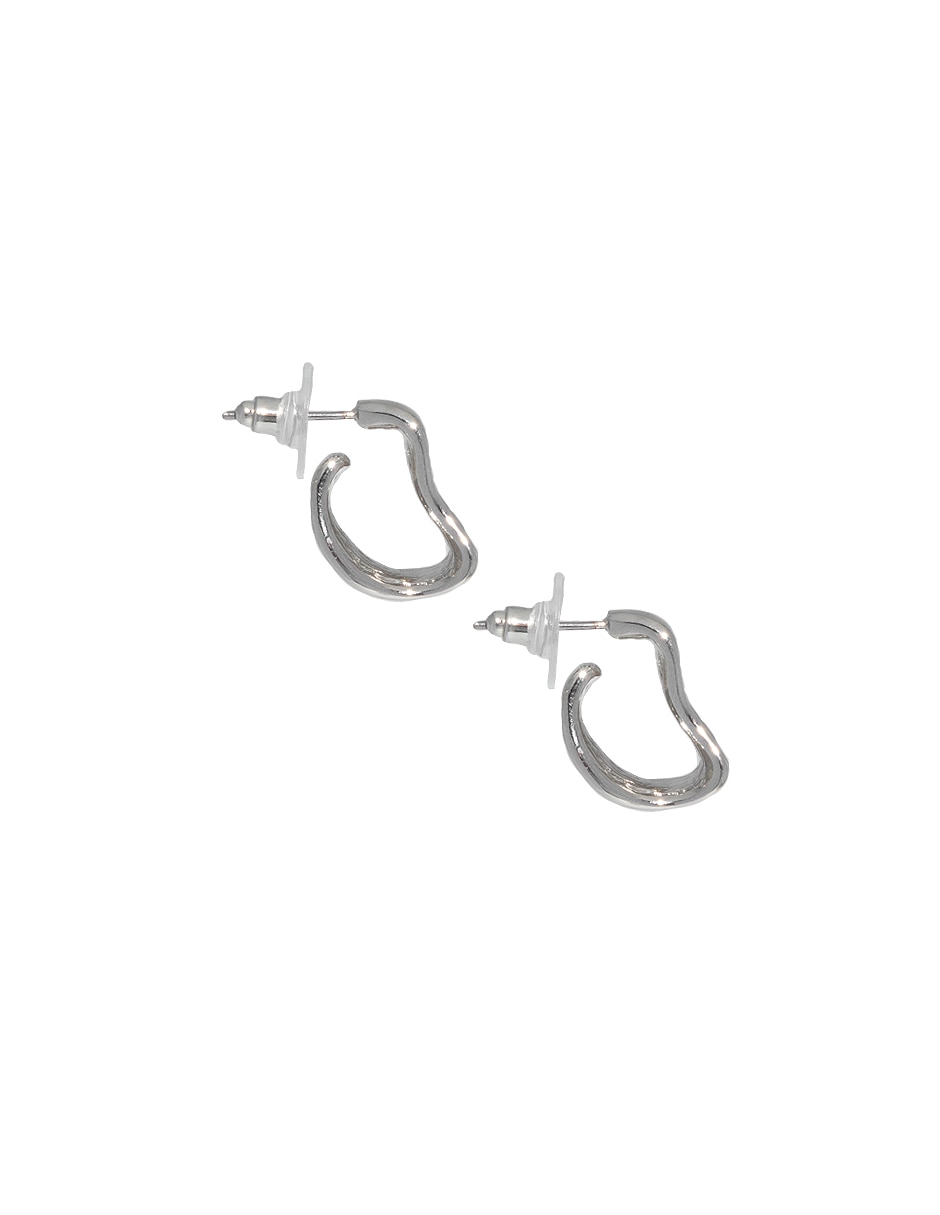 Aretes largos de ovalada de metal con acabado lustre 2