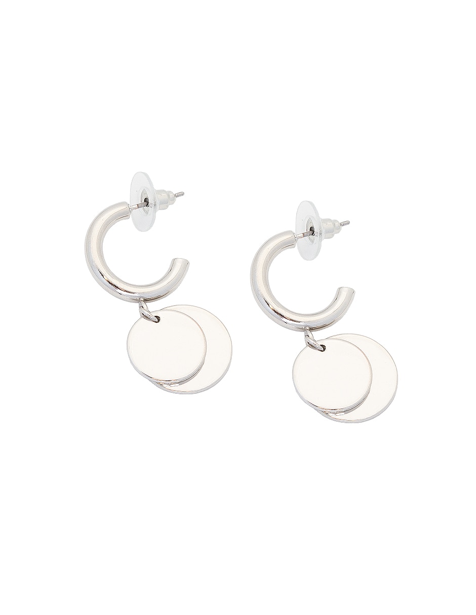 Aretes cortos de metal con acabado lustre 2