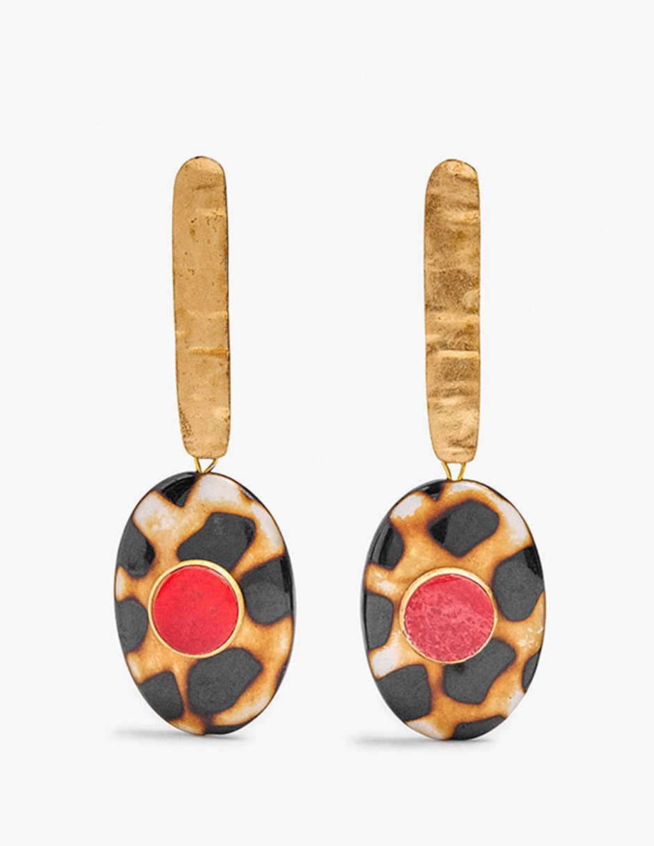 Aretes trend con acabado mate Aretes trend con acabado mate