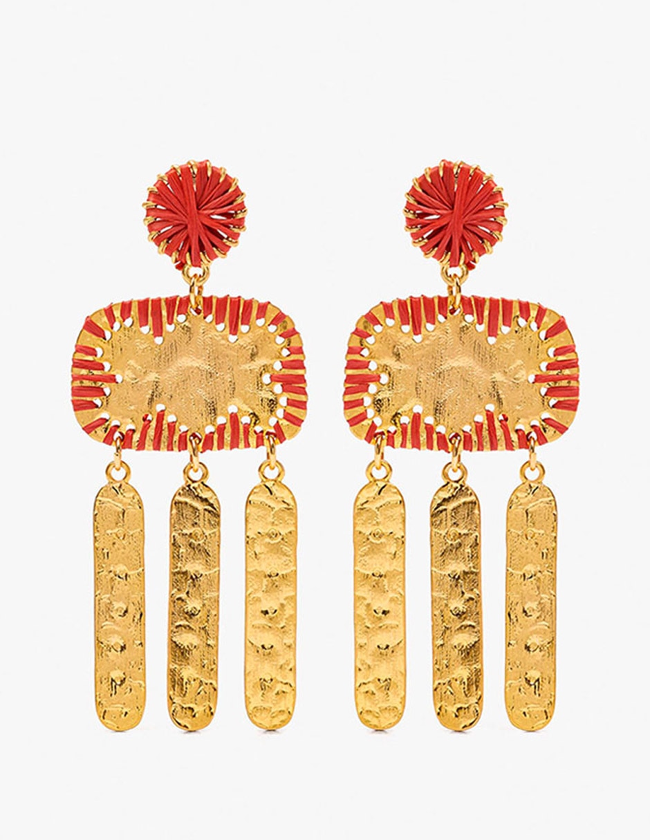 Aretes almara con acabado mate Aretes almara con acabado mate